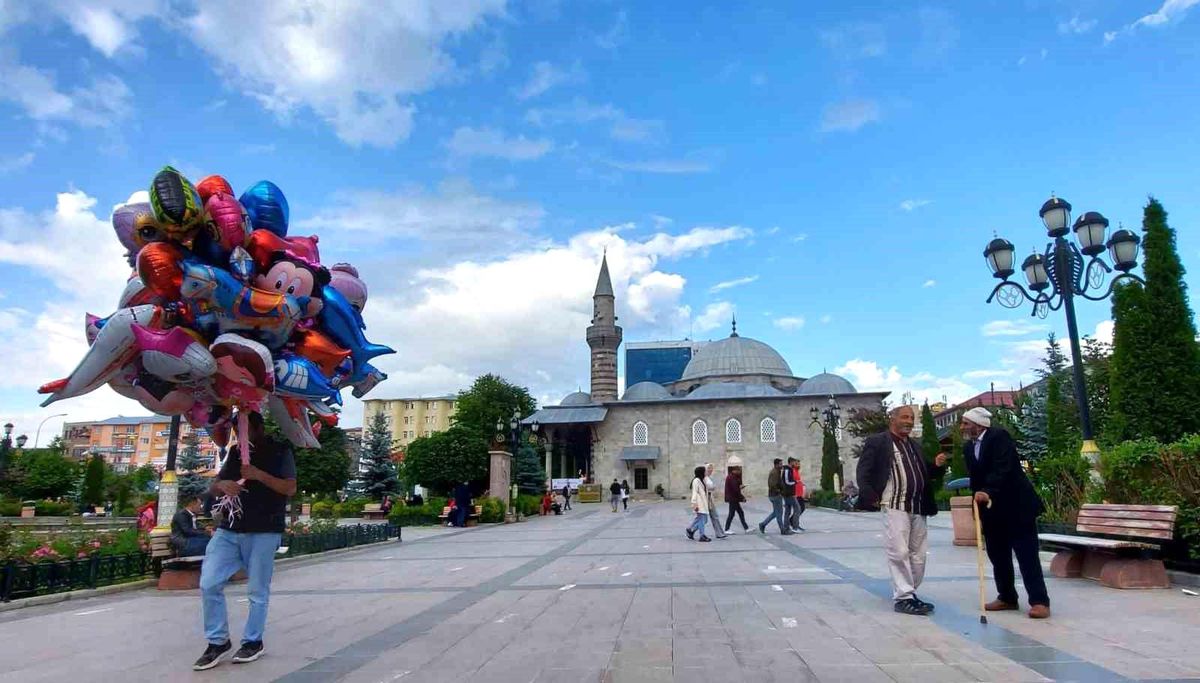 Erzurum'da Genç Nüfus Oranı Türkiye Ortalamasını Geçti