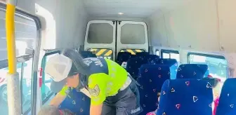 Erzurum'da Jandarma Ekiplerinden Okul Servisi Denetimi