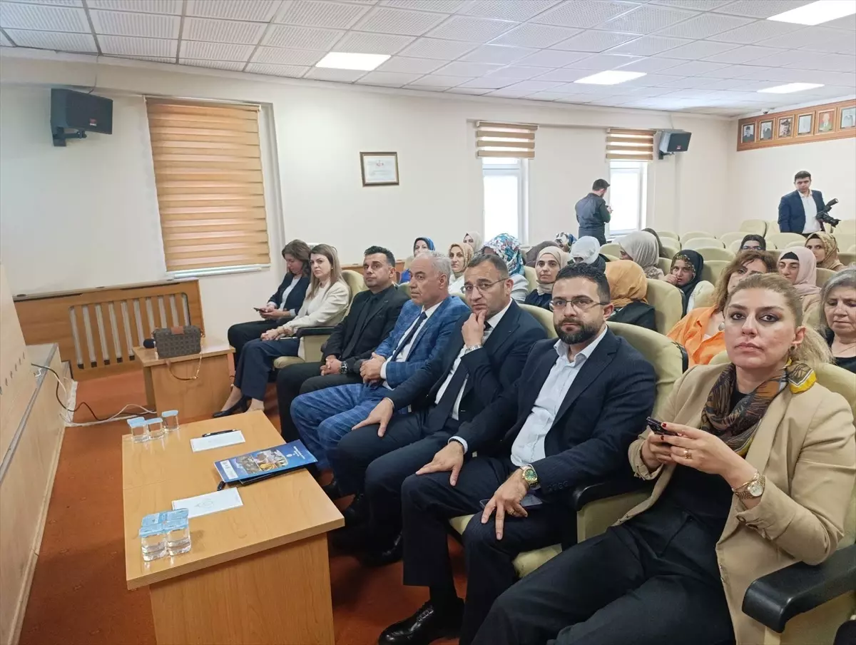 Erzurum'da Kadın Girişimciliği Destekleyen Toplantı