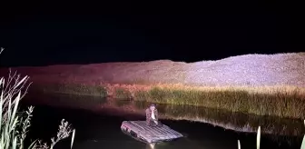Park Halindeki Cipe Çarpan Sürücü Karasu Nehri'ne Düştü
