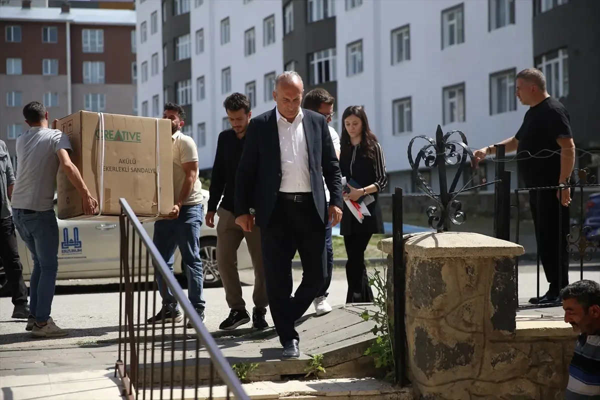 Engelli Kadına Belediye Desteği: Akülü Araç Hediye Edildi