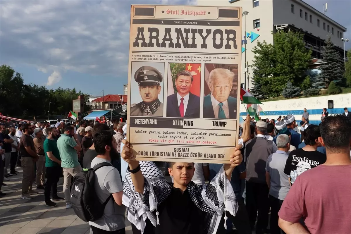 Erzurum'da Sağlık Çalışanlarından Gazze İçin Protesto Yürüyüşü
