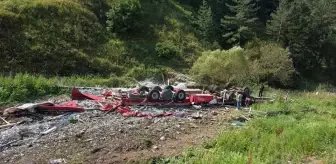 Şenkaya'da Şarampole Devrilen Tırda Sürücü Hayatını Kaybetti