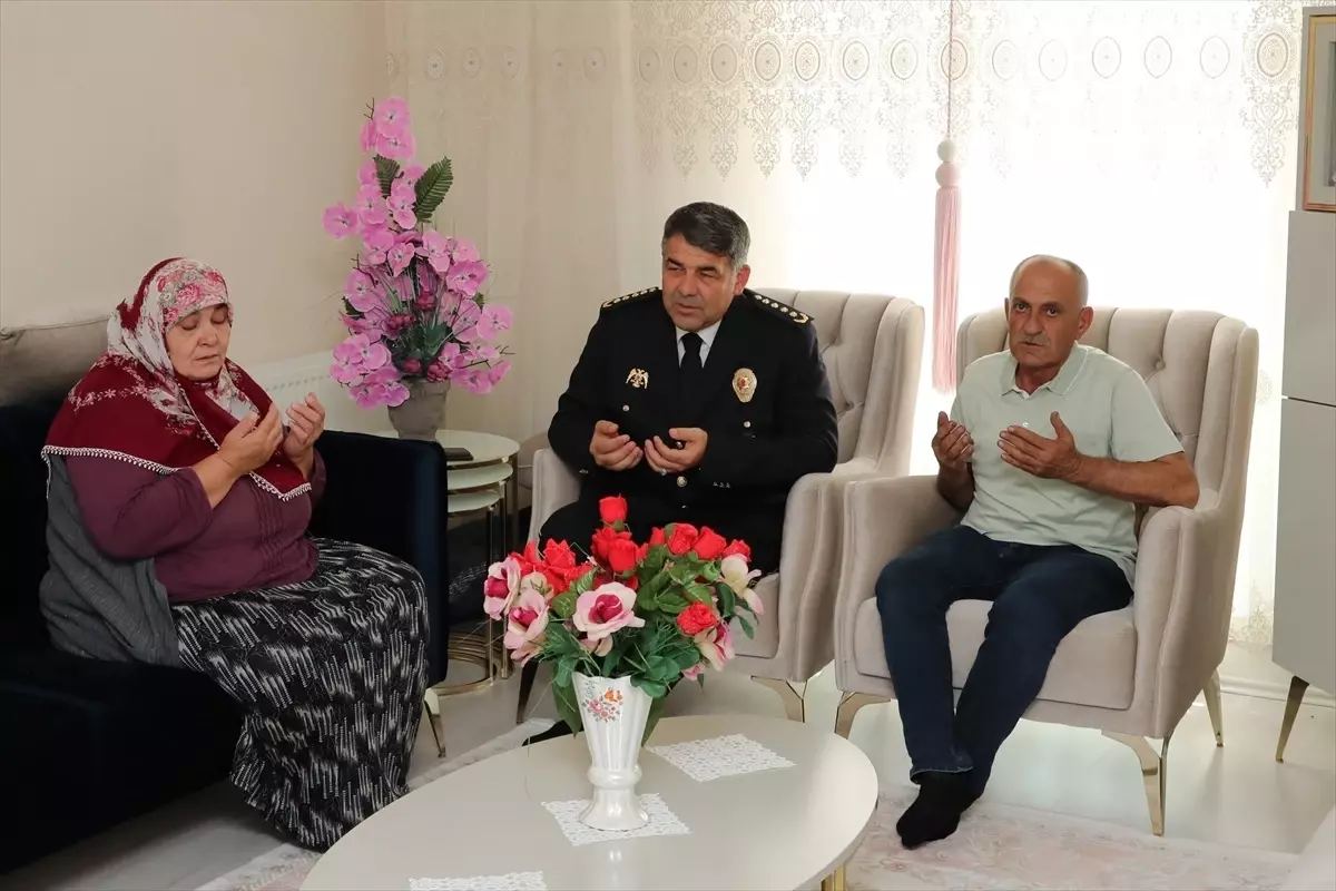 Erzurum Emniyet Müdürü Karaburun, ziyaretlerde bulundu