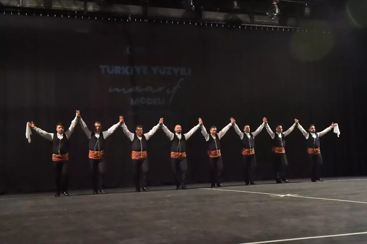 Erzurum'da Öğretmenlerden Sanat Dolu Gece