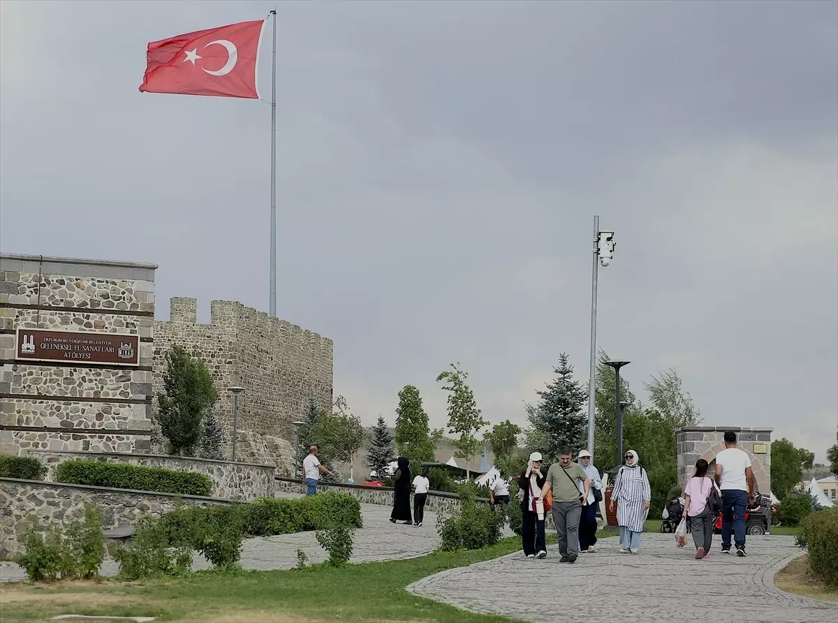 Erzurum'un Yaz Turizmi Hareketliliği, Turizmcileri Sevindiriyor