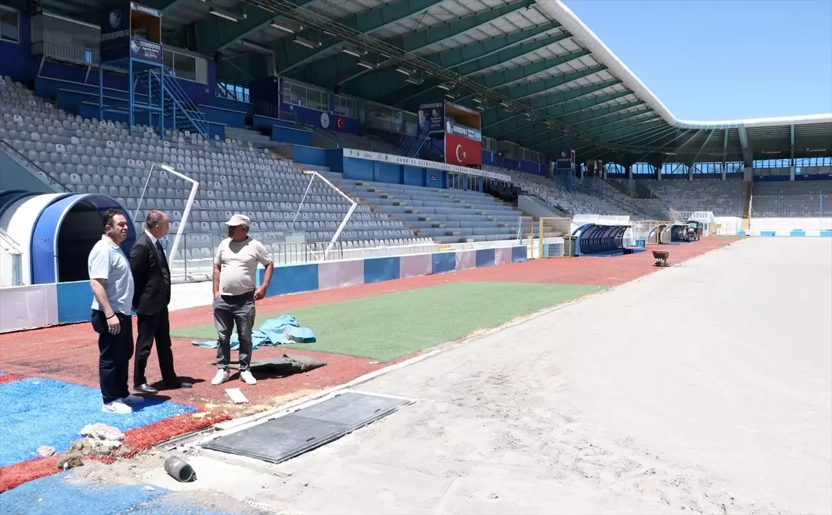Kazım Karabekir Stadı Hibrit Çimle Yeniden Açılıyor
