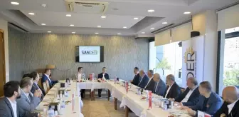Esenyurt'ta İş Dünyası ile Kahvaltı Programı