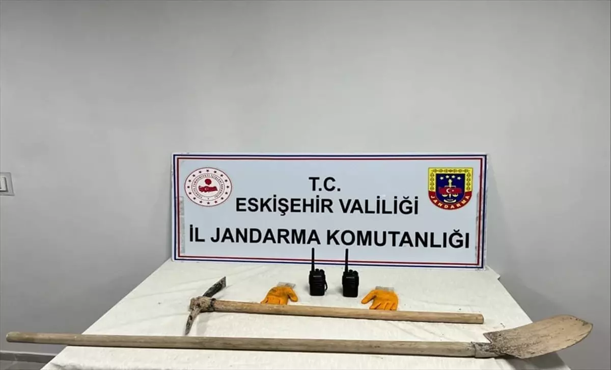 Eskişehir'de Kaçak Kazı ve Motosiklet Operasyonları