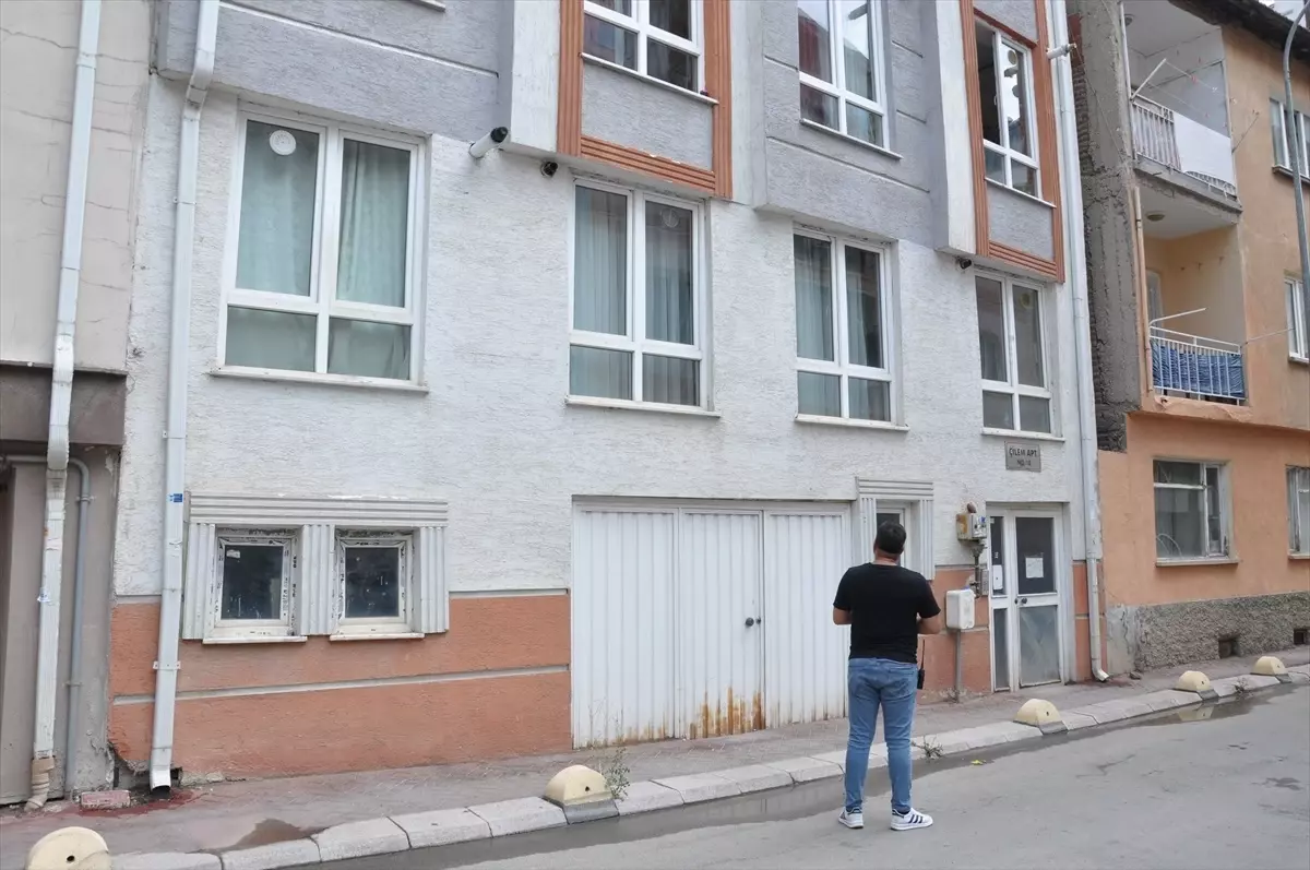 Eskişehir'de Yabancı Uyruklu Kadın Bıçakla Öldürüldü