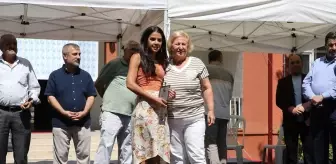 Eskişehir'de Çocuk Evleri Sitesinden yetişerek iş hayatında başarılı olan kişilere ödülleri verildi