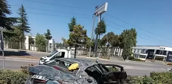 Eskişehir'de Kontrolden Çıkan Otomobil Devrildi: 1 Çocuk Hayatını Kaybetti