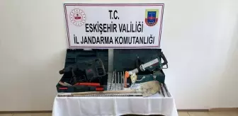 Eskişehir'de Kaçak Kazı Yapan 3 Kişi Suçüstü Yakalandı