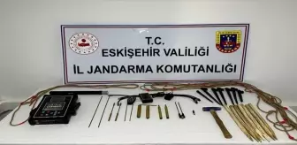 Eskişehir'de Kaçak Kazı Yapan 5 Kişi Suçüstü Yakalandı
