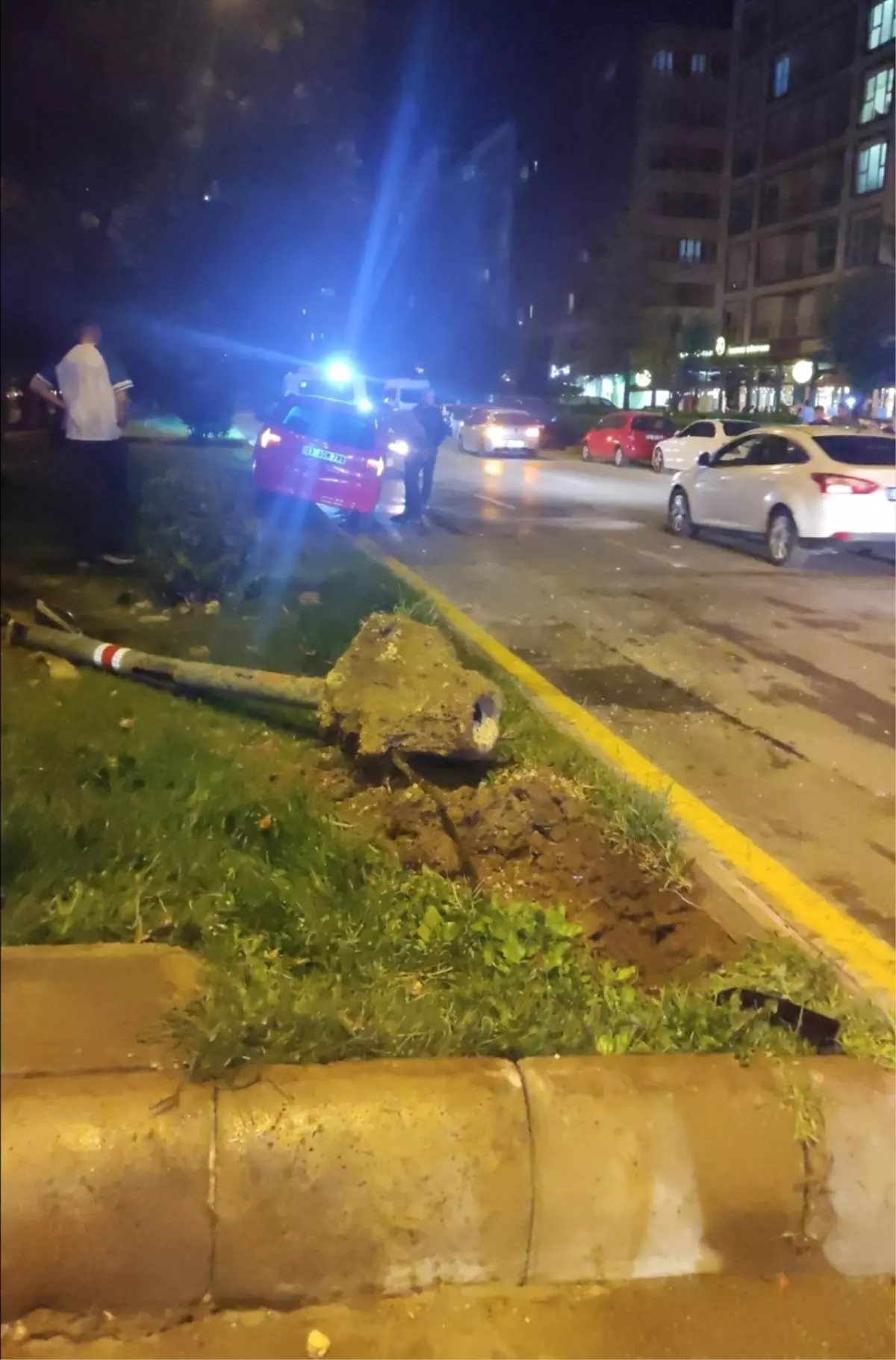 Eskişehir'de Kaza: 1 Ölü, 2 Yaralı