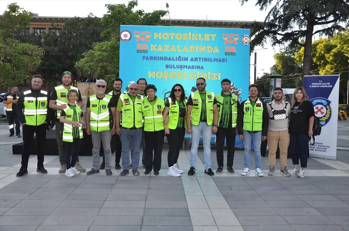 Eskişehir'de Motosiklet Kazalarına Dikkat Çekmek İçin Etkinlik Düzenlendi