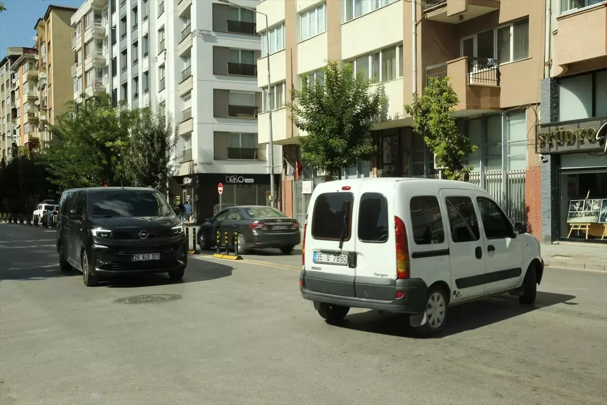 Eskişehir'de vatandaşlar ve esnaftan 'duba' tepkisi