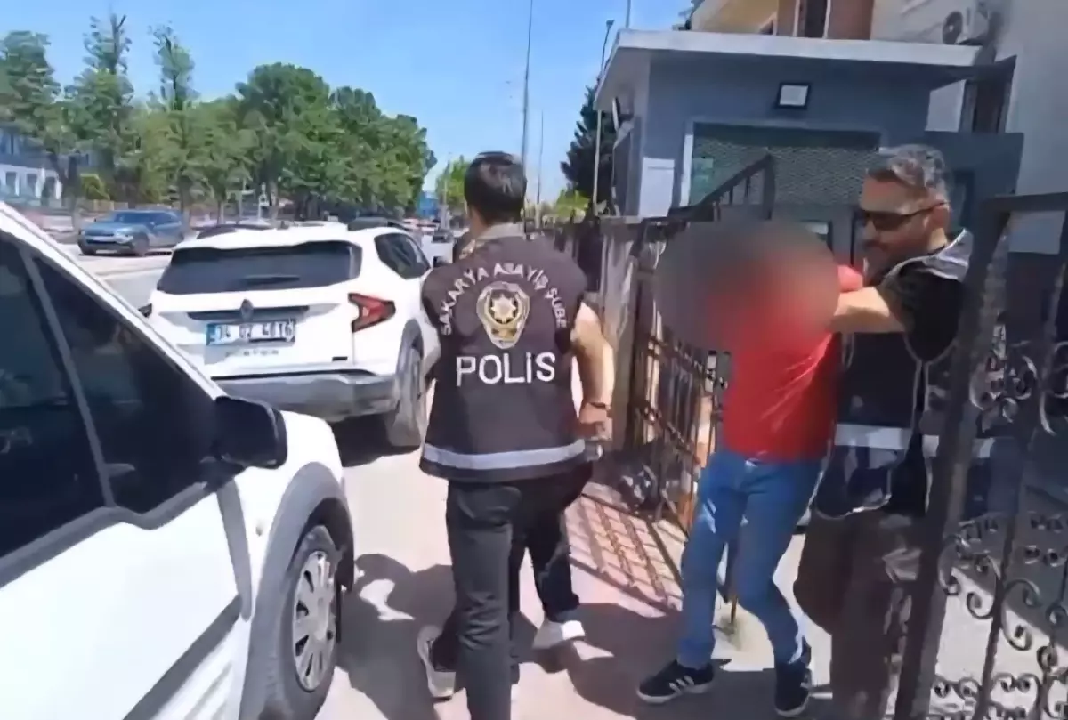 Sakarya'da Hırsızlık Şüphelileri Yakalandı