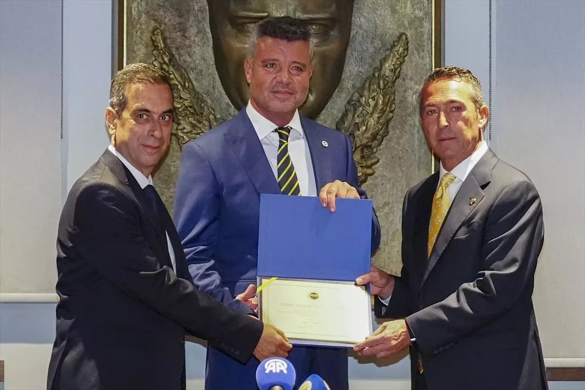 Fenerbahçe'de Yeni Dönem Başladı: Sadettin Saran Başkanlık Mazbatasını Aldı