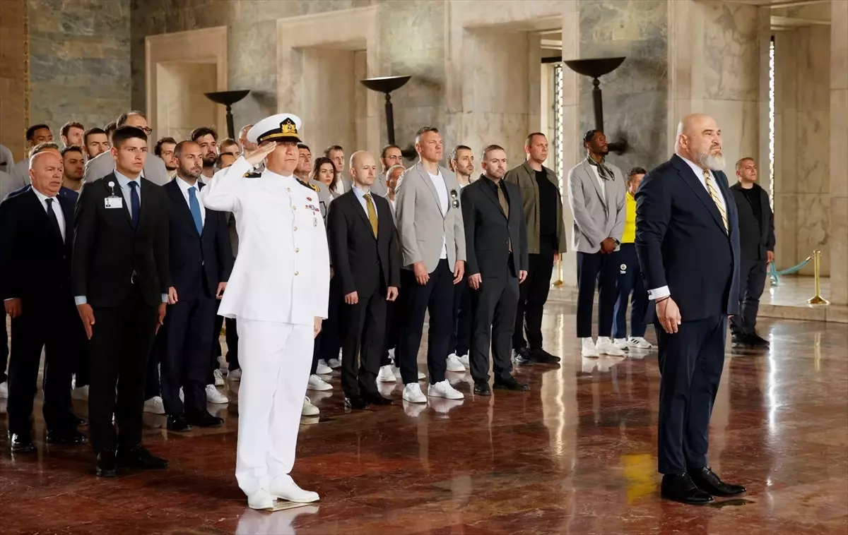 Fenerbahçe Beko Anıtkabir'i Ziyaret Etti