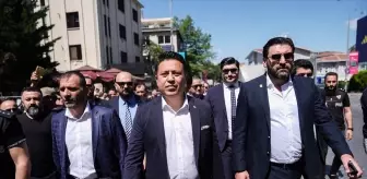 Fenerbahçe'de Olağanüstü Genel Kurul İçin 9 Bin 700 İmza Toplandı