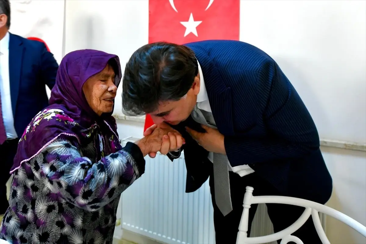 Fethiye'de Dünya Yaşlılar Günü Kutlandı