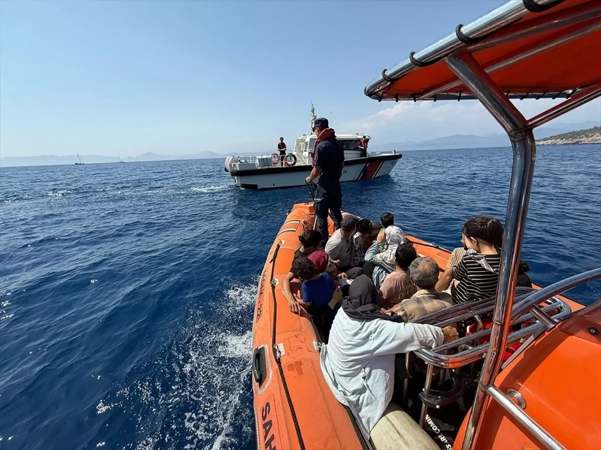 Fethiye'de 37 Düzensiz Göçmen Kurtarıldı