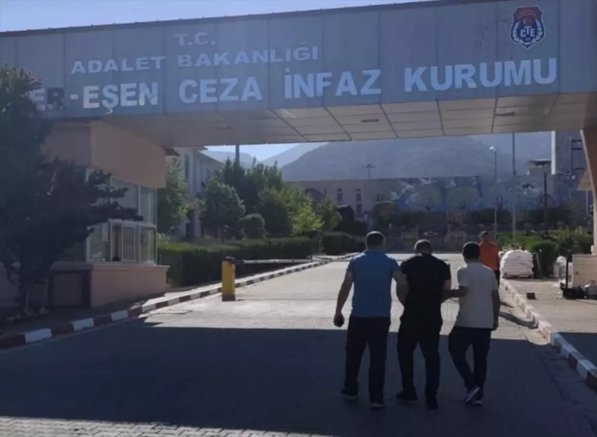 Fethiye'de 49 Yıl Hapis Cezası Olan Firari Hükümlü Yakalandı