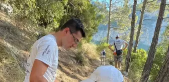 Fethiye'de Tarihi Likya Yolu'nda Temizlik Faaliyeti