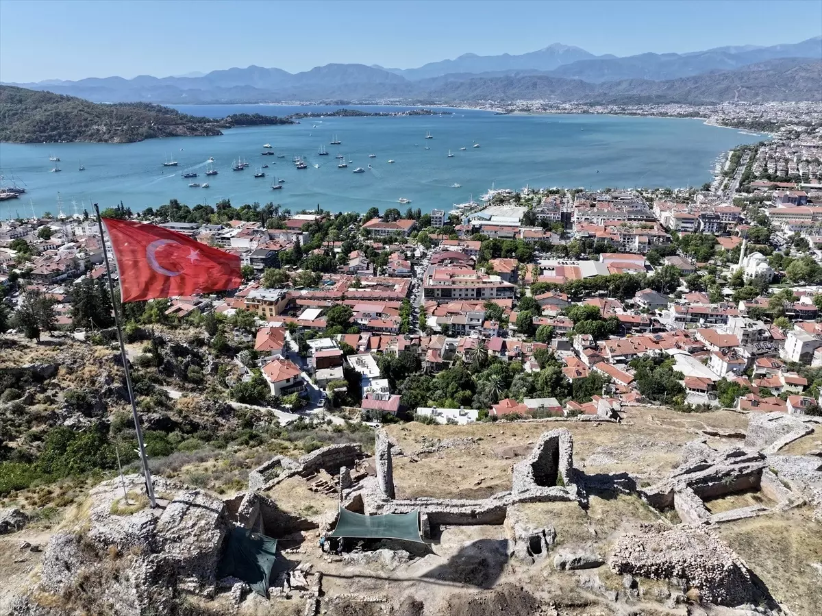Fethiye Kalesi'nde Şapel Kazıları Devam Ediyor