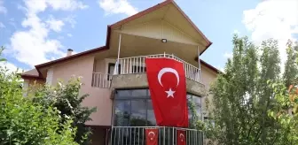 FETÖ'NÜN DARBE GİRİŞİMİNİN 9. YILI - 15 Temmuz şehidinin hatıraları 'Cennet'ten köşe oldu