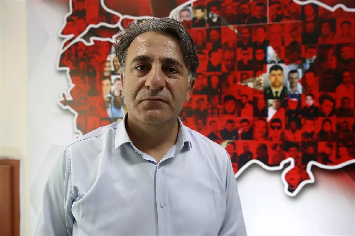 FETÖ Darbe Girişimi Gece Aynası: Ahmet Kağızmanlı'nın Kahramanlığı