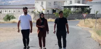 FETÖN'NÜN DARBE GİRİŞİMİNİN 9. YILI - 15 Temmuz şehidinin çocukları hüznü ve gururu bir arada yaşıyor