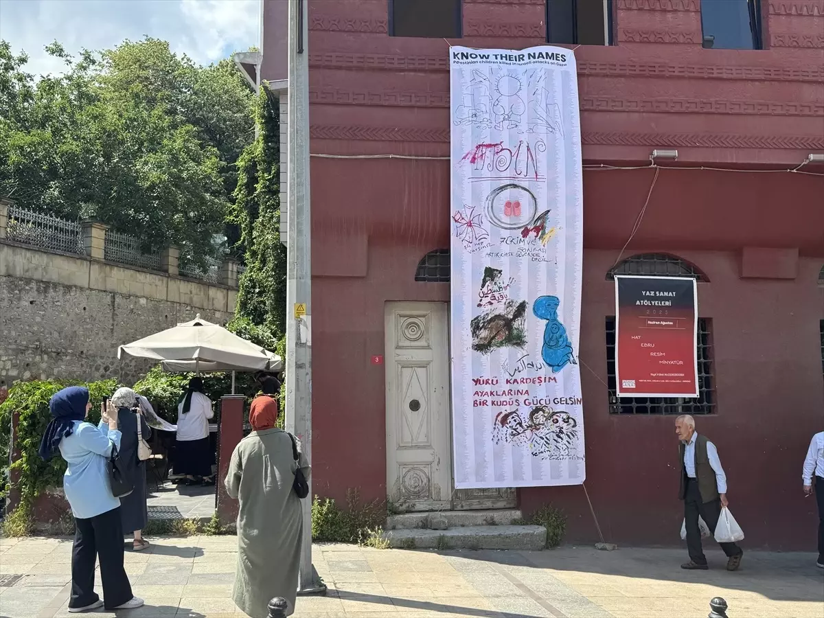 Filistin'de katledilen çocuklar için sanatçılardan ortak proje