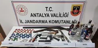 Finike'de Eğlence Merkezlerine Yönelik Asayiş Uygulaması