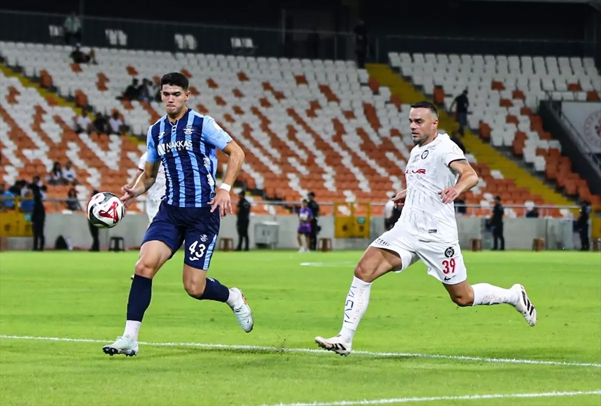 Adana Demirspor, Arca Çorum FK'ya 3-0 Yenildi