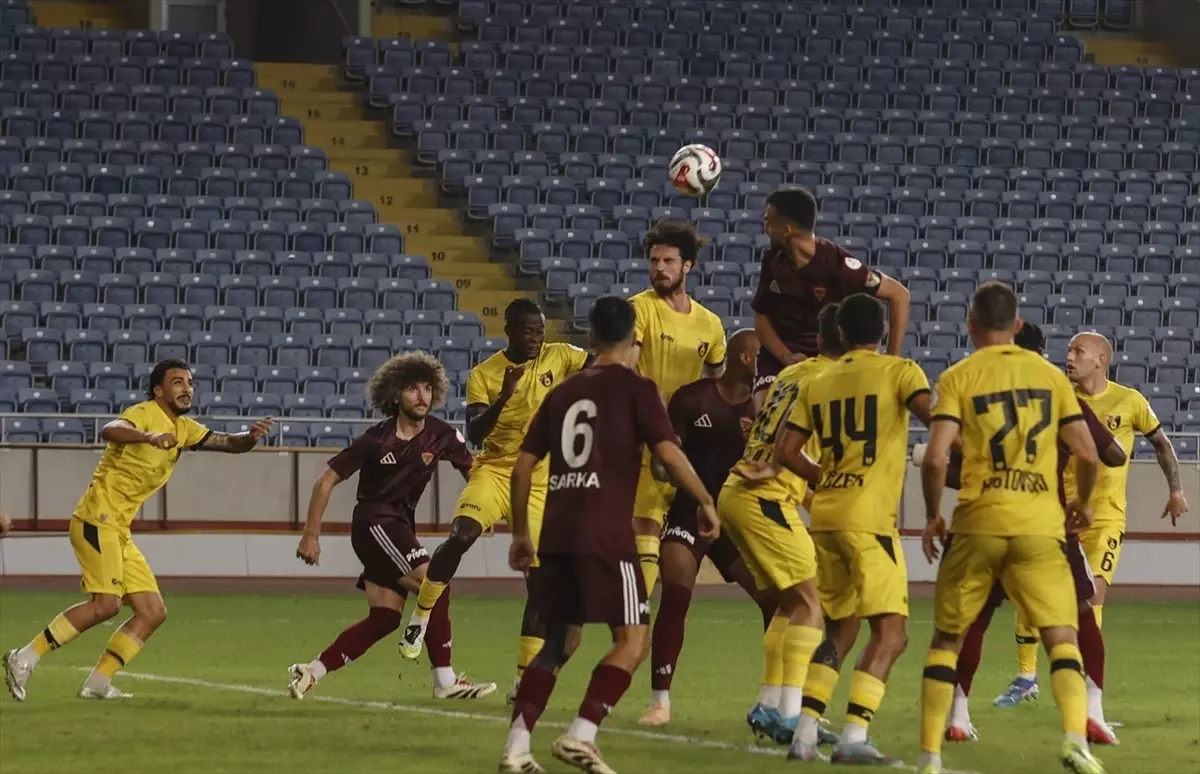 Atakaş Hatayspor ve İstanbulspor Beraberliği