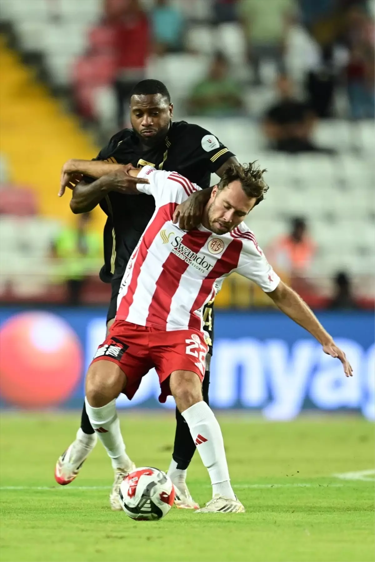 Hesap.com Antalyaspor ile Zecorner Kayserispor 1-1 Berabere Kaldı
