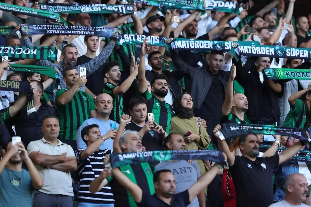 Kocaelispor ve Çaykur Rizespor'un İlk Yarı Mücadelesi 1-1 Beraberlikle Sona Erdi