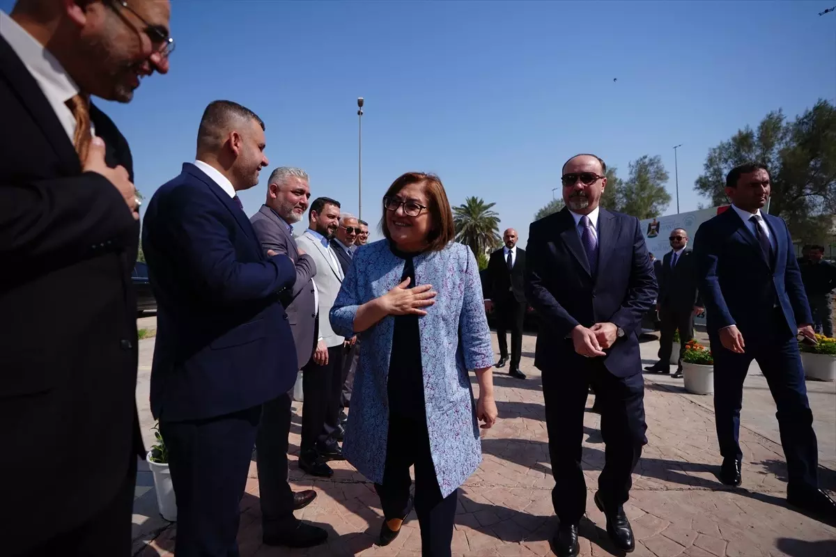 Gaziantep Büyükşehir Belediyesi, Bağdat'a 5 bin zeytin ve incir fidanı hediye etti