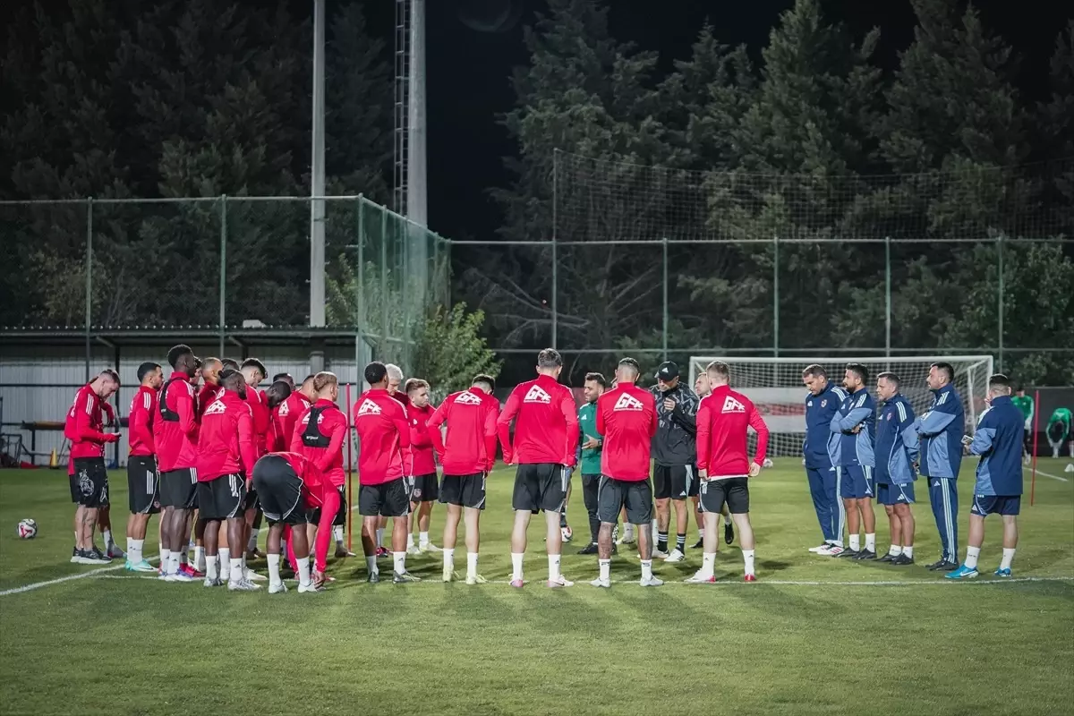 Gaziantep FK, Karagümrük Maçı Hazırlıklarına Başladı