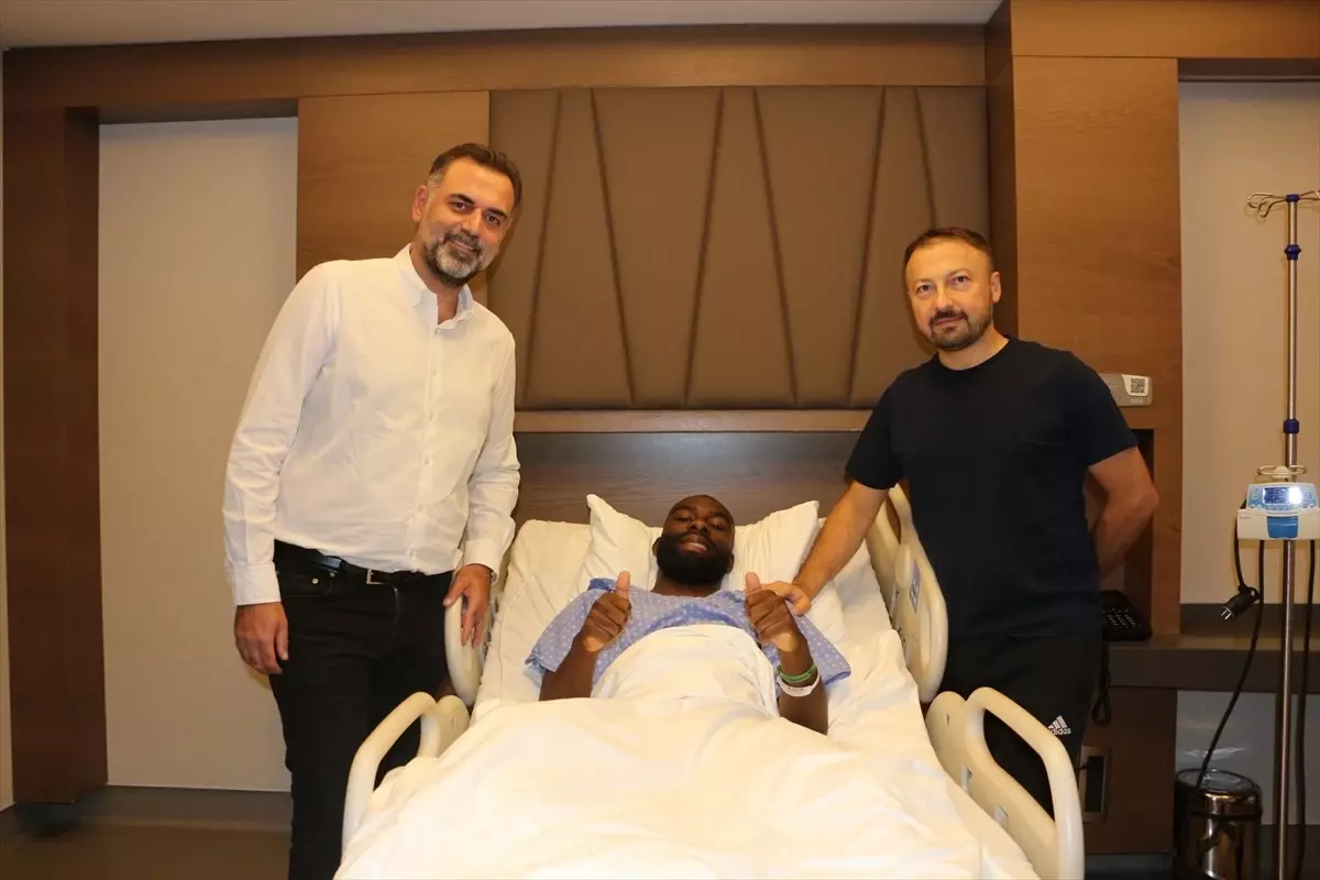 Gaziantep FK'dan Salem M'Bakata'nın Sakatlığıyla İlgili Açıklama