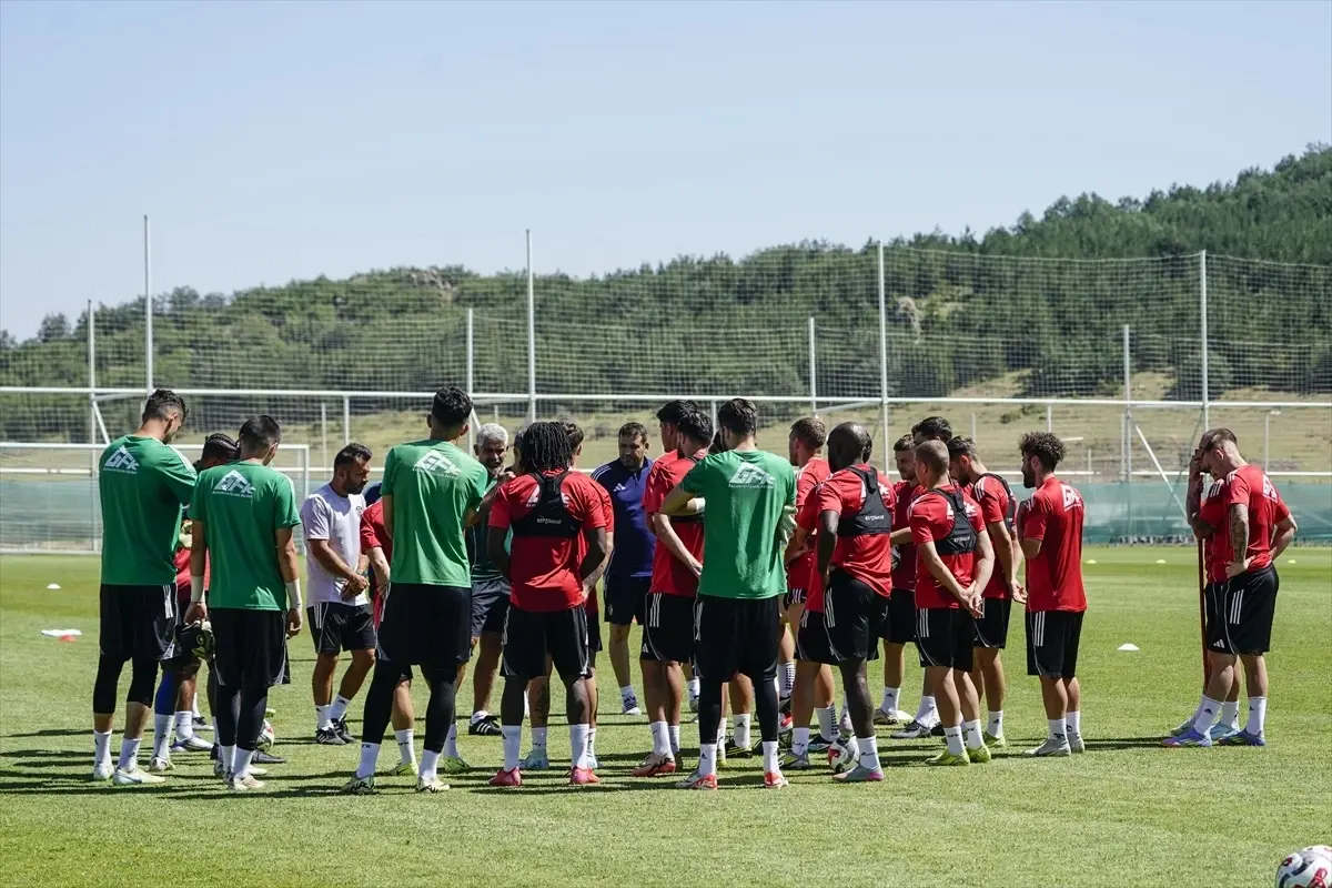 Gaziantep FK, Kayseri'de Sezon Öncesi Kamp Çalışmalarını Sürdürüyor