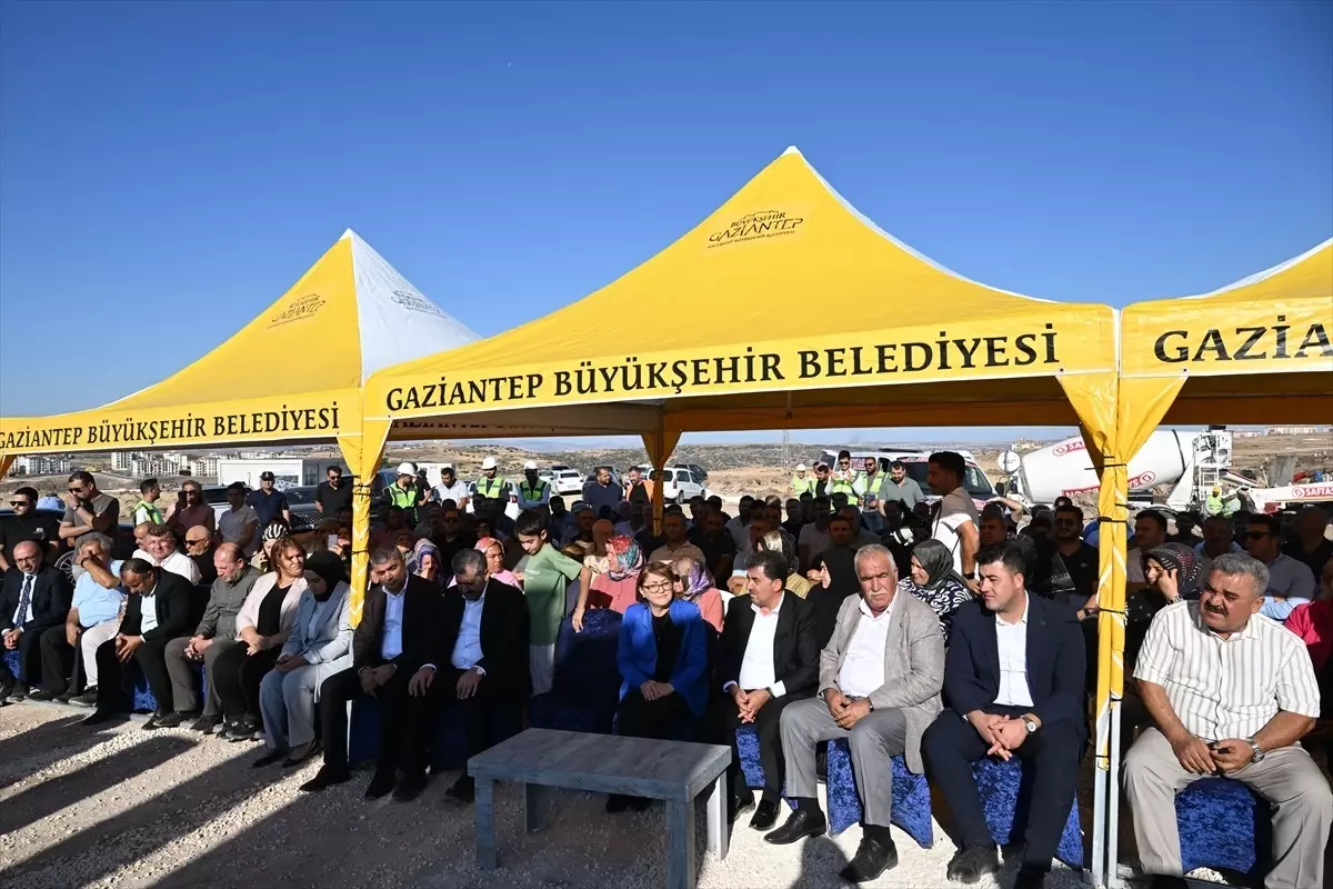Gaziantep'te 360 Yeni Konutun Temeli Atıldı
