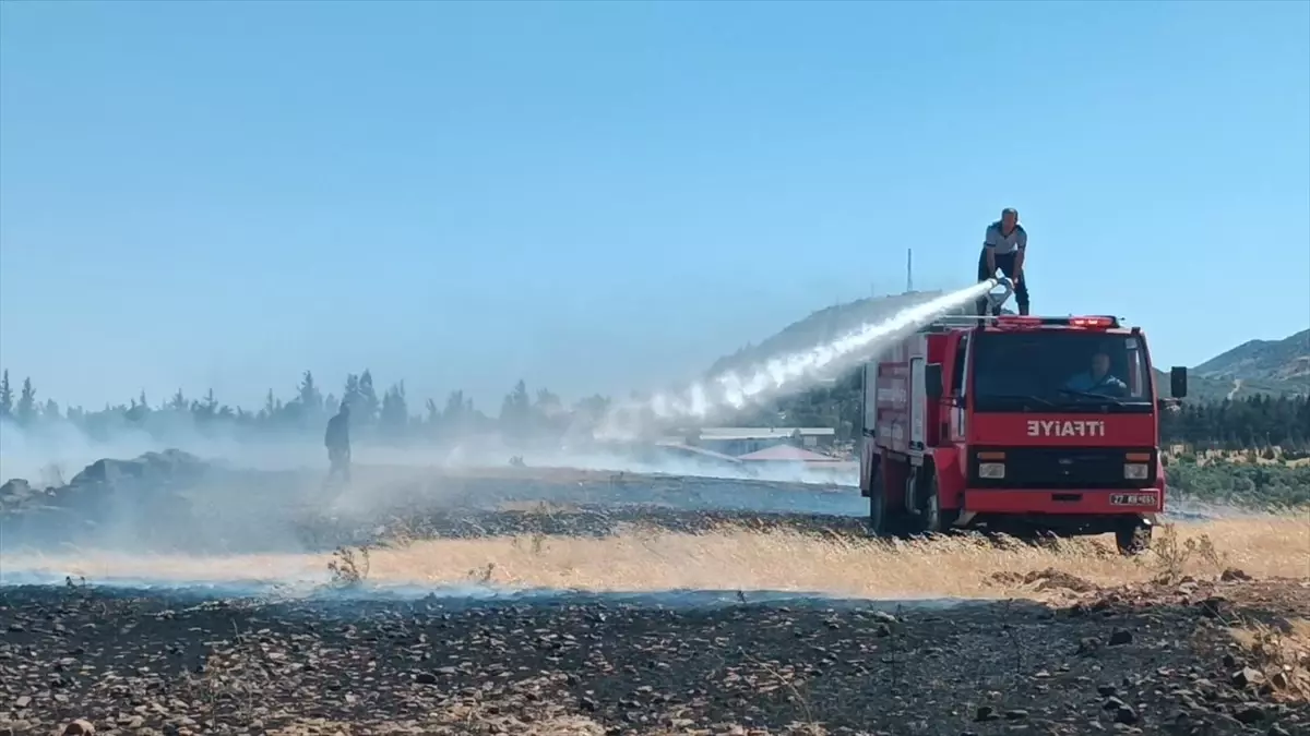 Gaziantep'te Anız Yangını Kontrol Altına Alındı
