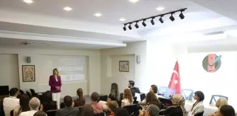 Gazetecilere Uygulamalı Diksiyon ve Haber Spikerliği Eğitimi