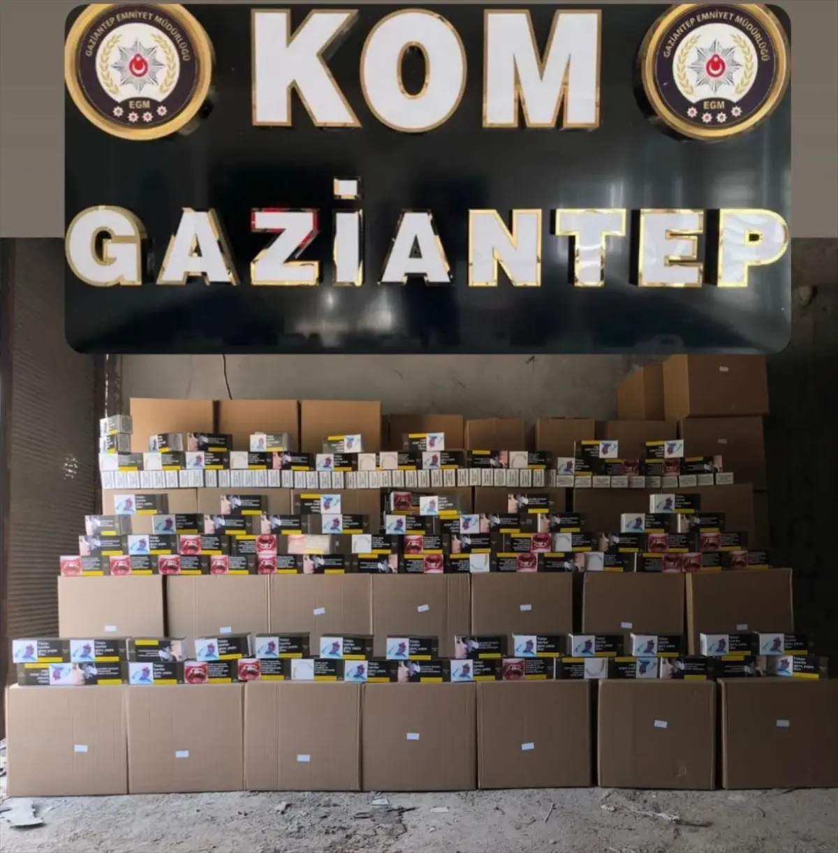Gaziantep'te Kaçakçılık Operasyonu: 2 Milyondan Fazla Makaron Ele Geçirildi