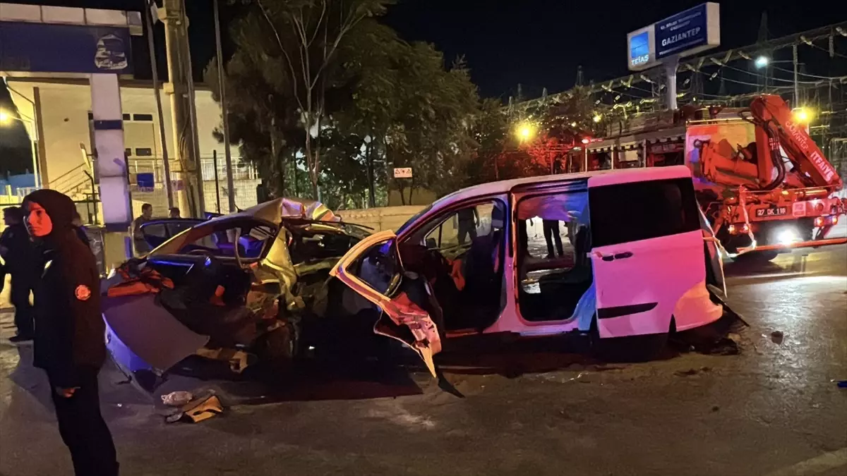 Gaziantep'te Feci Kaza: 5 Ölü, 2 Yaralı