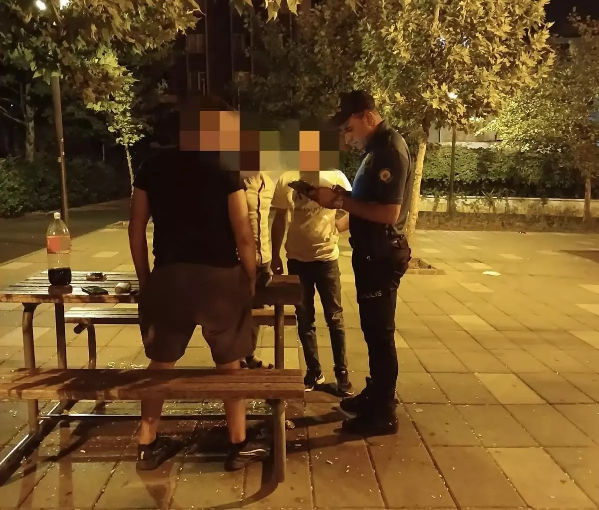 Gaziantep&apos;te Park Denetimlerinde 13 Aranan Kişi Yakalandı