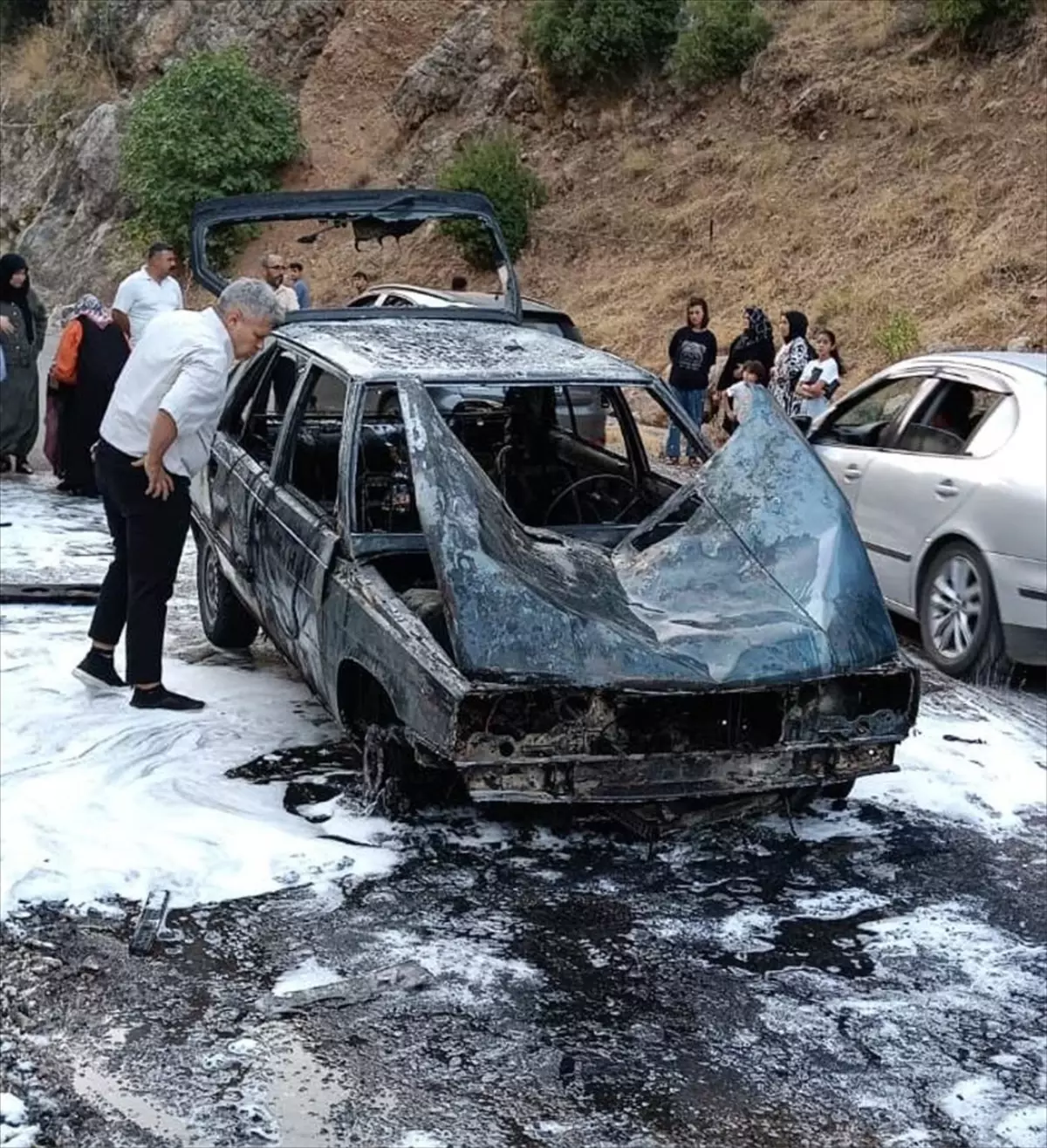 Gaziantep&apos;te Seyir Halindeki Otomobil Yandı